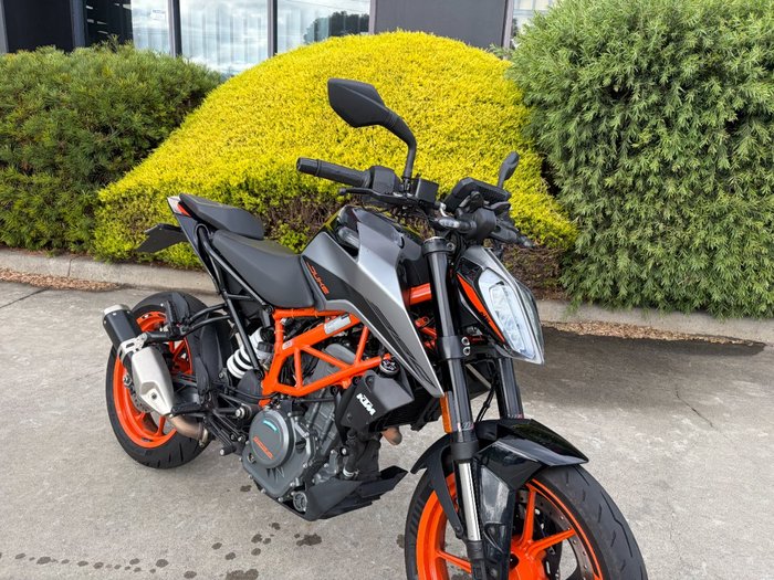 2022 Ktm 390 DUKE Orange