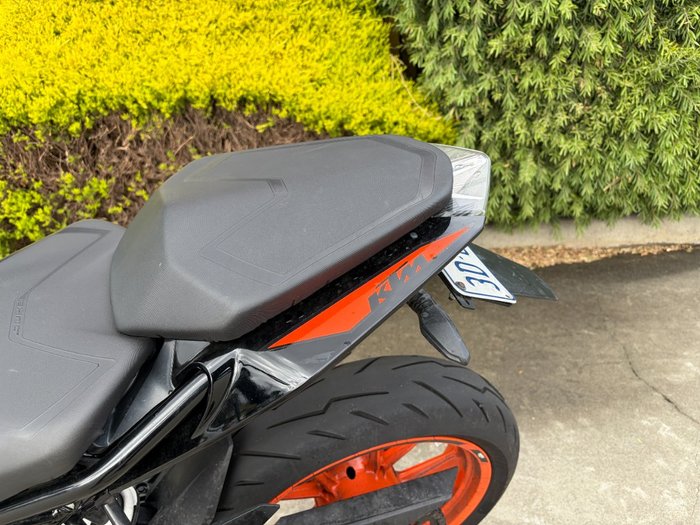 2022 Ktm 390 DUKE Orange