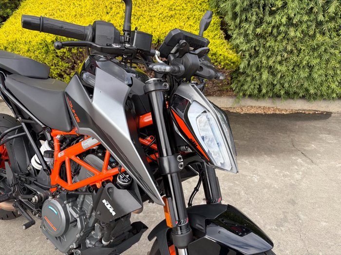 2022 Ktm 390 DUKE Orange