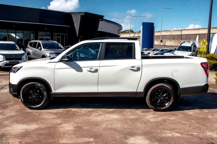 2025 KGM Musso Ultimate Q261 MY26 4X4 Dual Range Grand White