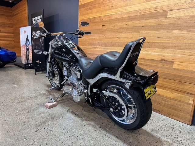 2011 HARLEY-DAVIDSON FXST SOFTAIL STANDARD