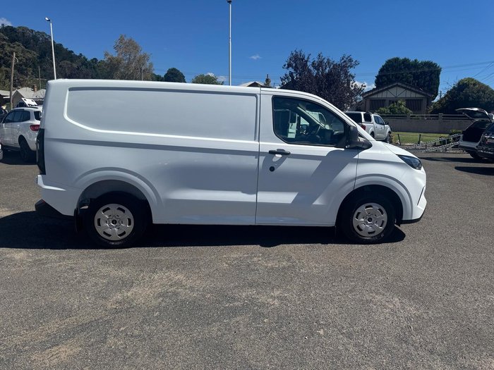 2024 Ford Transit Custom Trend SWB