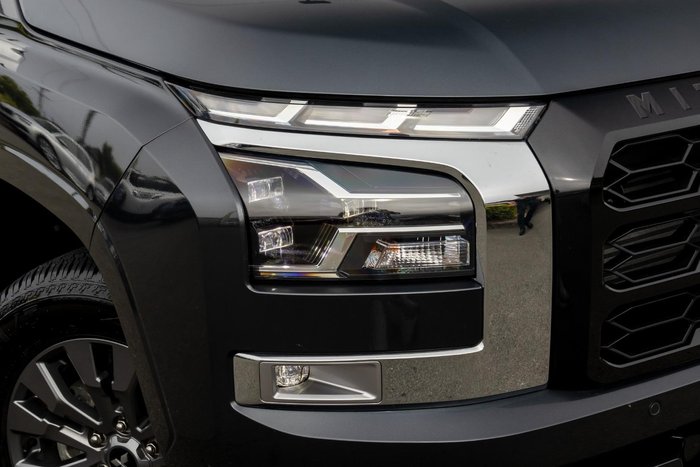 2024 Mitsubishi Triton GLS
