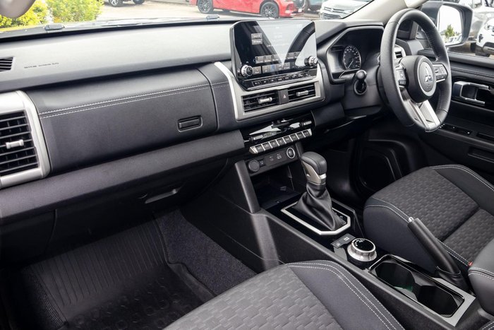 2024 Mitsubishi Triton GLS