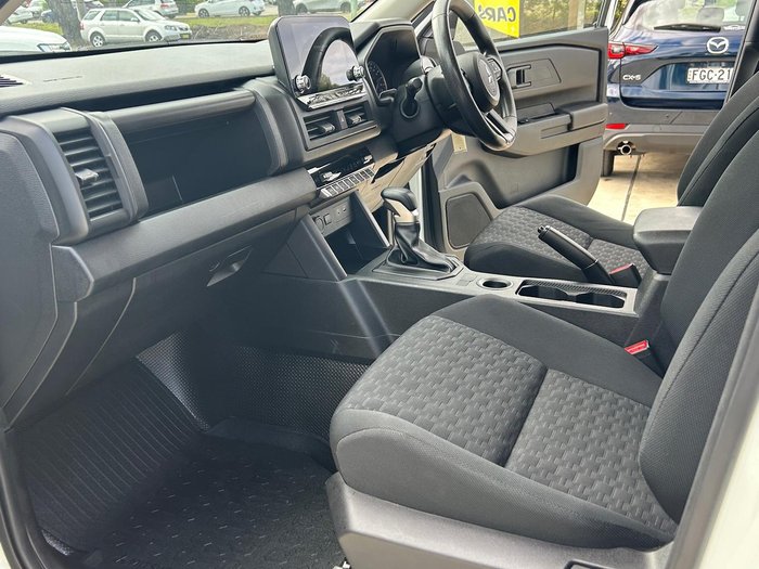 2024 Mitsubishi Triton GLX