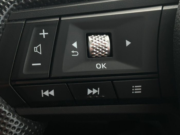 2024 Mitsubishi Triton GLX