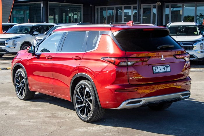 2022 Mitsubishi Outlander Exceed