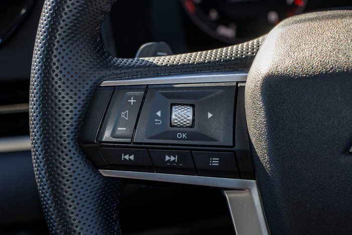 2022 Mitsubishi Outlander Exceed