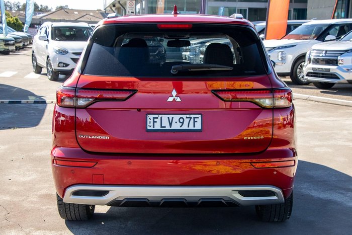 2022 Mitsubishi Outlander Exceed