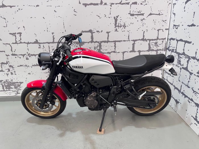 2020 Yamaha XSR700 (MTM660LA) XSR White