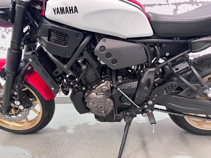 2020 Yamaha XSR700 (MTM660LA) XSR White