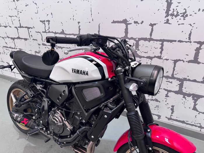 2020 Yamaha XSR700 (MTM660LA) XSR White