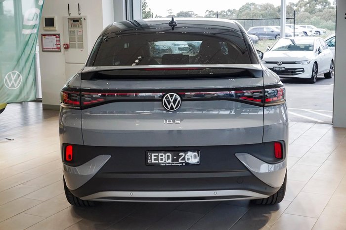 2025 Volkswagen ID.5 Pro