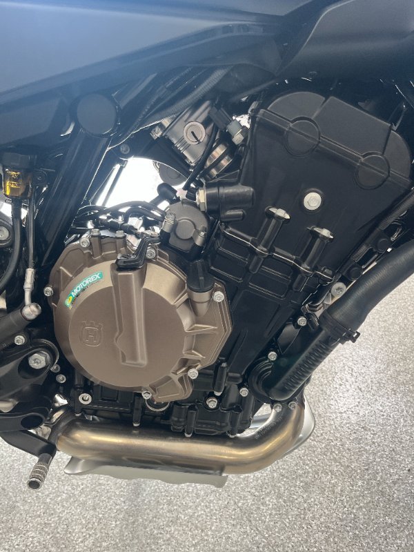 2024 HUSQVARNA 2024 HUSQVARNA 800CC SVARTPILEN 801 GREY