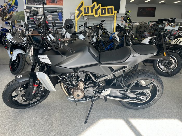 2024 HUSQVARNA 2024 HUSQVARNA 800CC SVARTPILEN 801 GREY