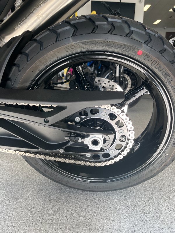 2024 HUSQVARNA 2024 HUSQVARNA 800CC SVARTPILEN 801 GREY