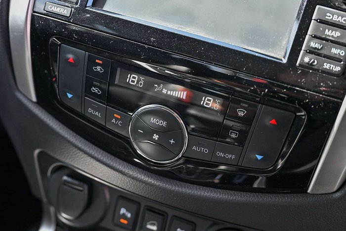 2019 Nissan Navara ST-X