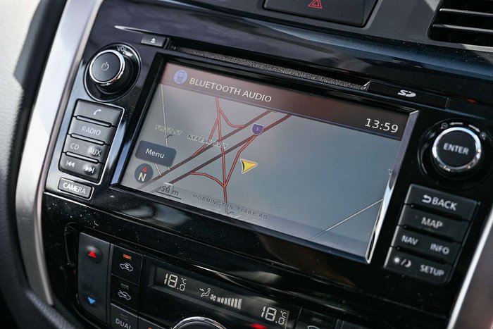 2019 Nissan Navara ST-X