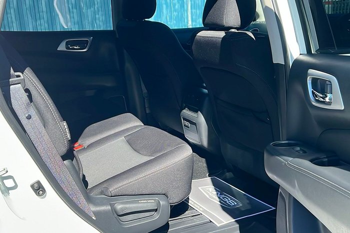 2019 Nissan Pathfinder ST