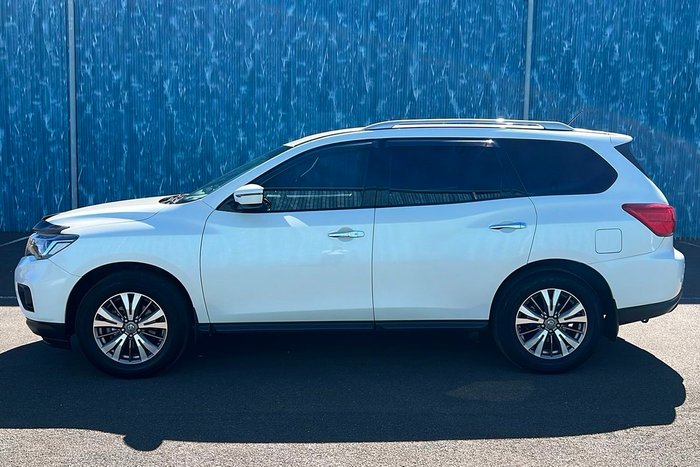 2019 Nissan Pathfinder ST