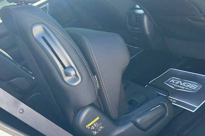 2019 Nissan Pathfinder ST