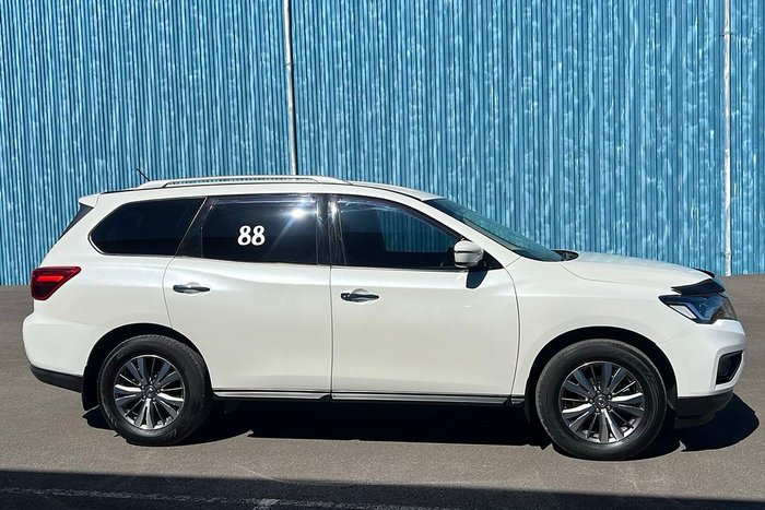 2019 Nissan Pathfinder ST