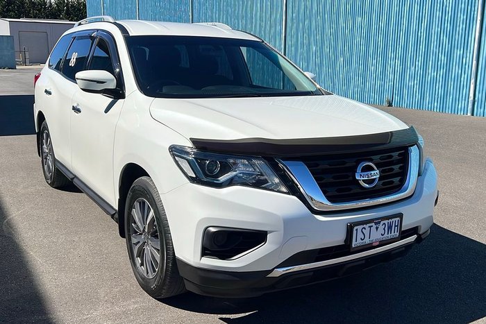 2019 Nissan Pathfinder ST