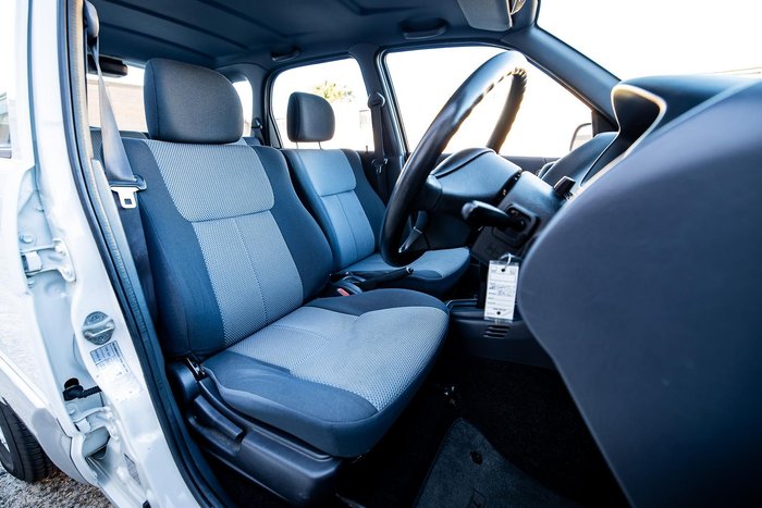 2002 Daihatsu Terios DX J102 4X4 Constant Yellow