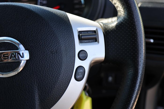 2013 Nissan X-TRAIL ST