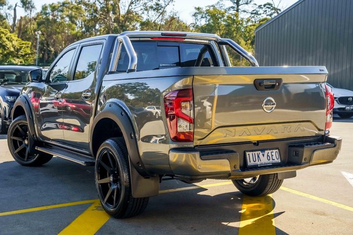 2021 Nissan Navara ST