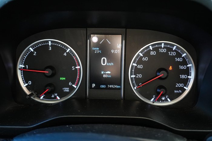 2019 Toyota Granvia VX