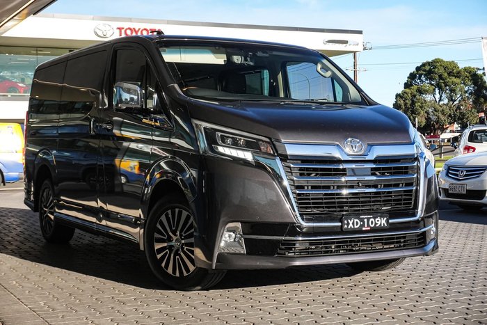 2019 Toyota Granvia VX
