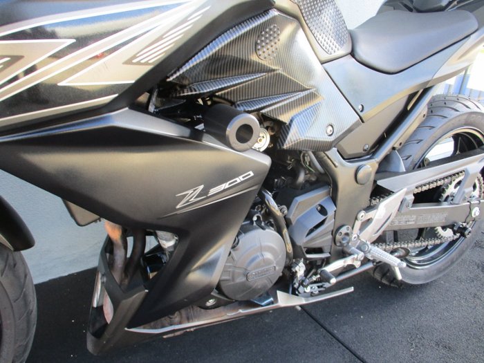 2015 Kawasaki Z300 ABS Black