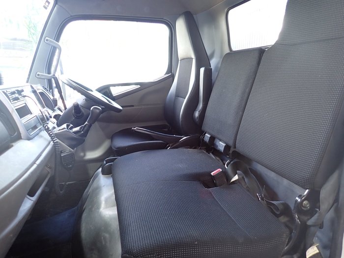 2022 MITSUBISHI CANTER 615