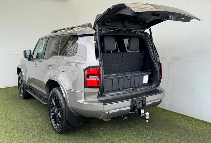 2024 Toyota Landcruiser Prado Kakadu