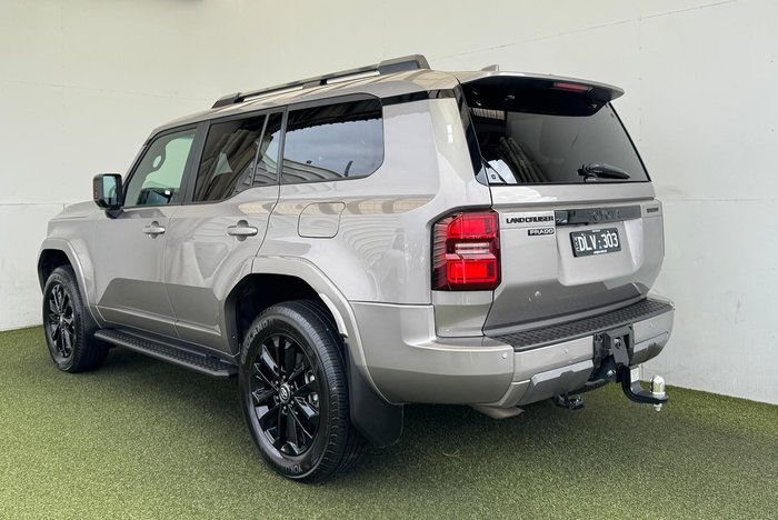 2024 Toyota Landcruiser Prado Kakadu