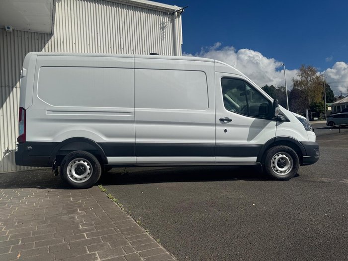2025 Ford Transit 350L