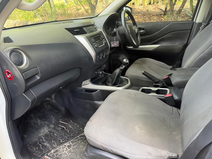 2018 Nissan Navara RX