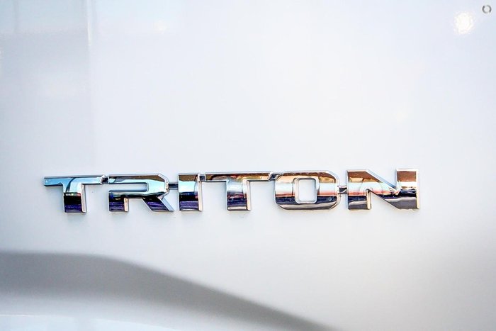 2025 Mitsubishi Triton GSR