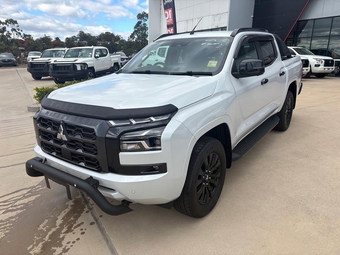 2025 Mitsubishi Triton GSR MV MY25 4X4 Dual Range White Diamond