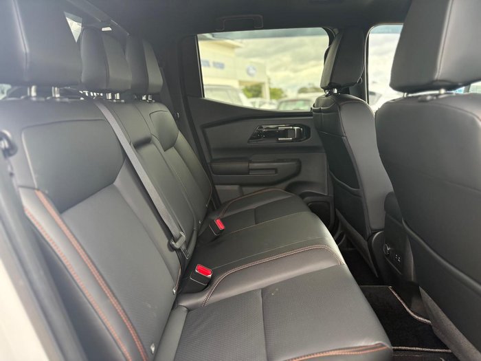 2025 Mitsubishi Triton GSR MV MY25 4X4 Dual Range White Diamond