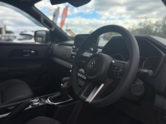 2025 Mitsubishi Triton GSR MV MY25 4X4 Dual Range White Diamond