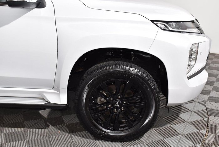 2022 Mitsubishi Pajero Sport GSR