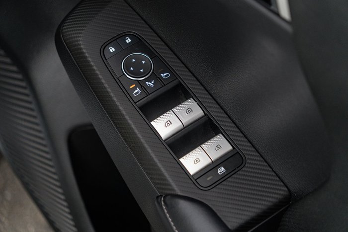 2024 Mitsubishi Outlander LS