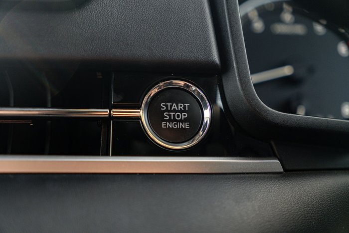 2024 Mitsubishi Outlander LS