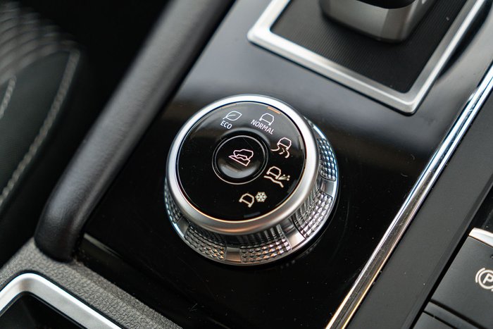 2024 Mitsubishi Outlander LS