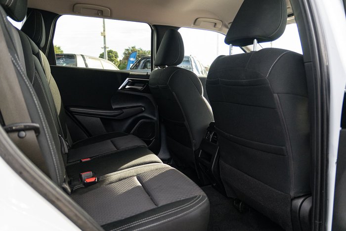 2024 Mitsubishi Outlander LS