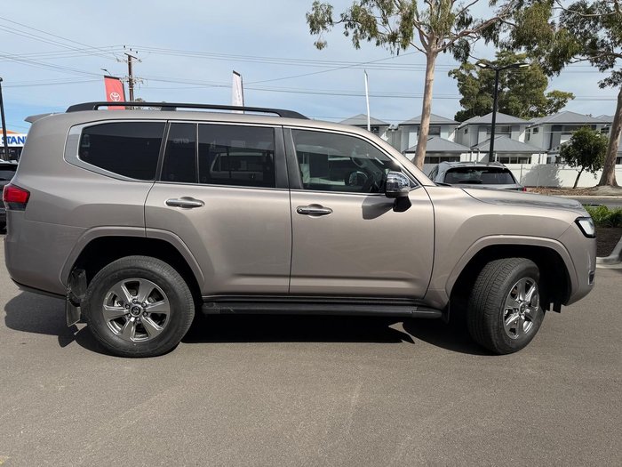 2023 Toyota Landcruiser Sahara