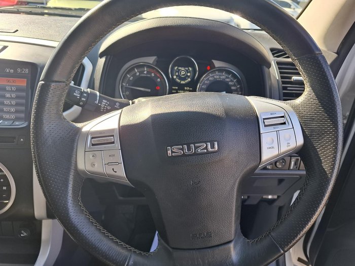 2020 Isuzu MU-X LS-T