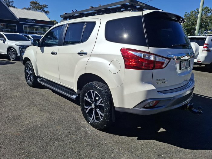 2020 Isuzu MU-X LS-T